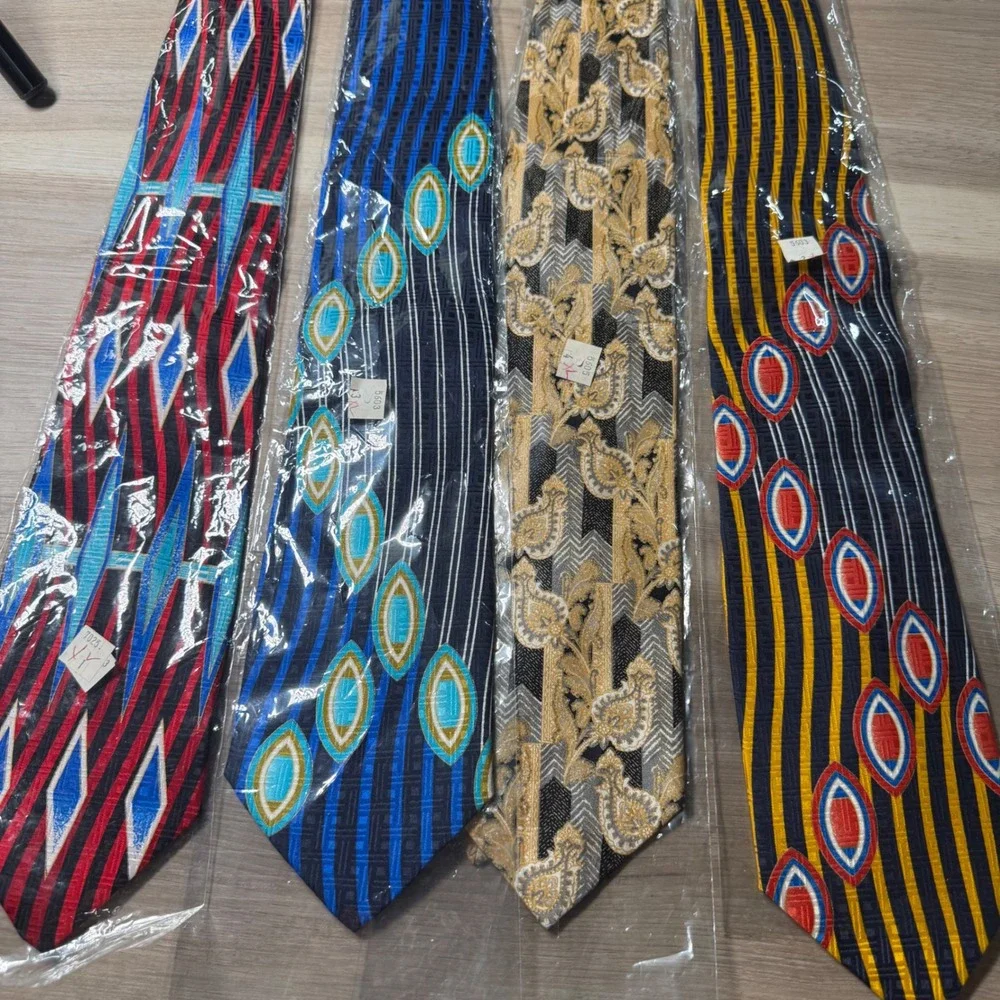 Antonio Ricci Tie Lot 4pc Mens Silk Italian Geometric Paisley Blue Red Gold